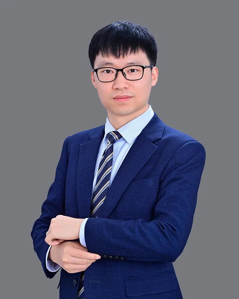 Partner Huang Cunyang portrait